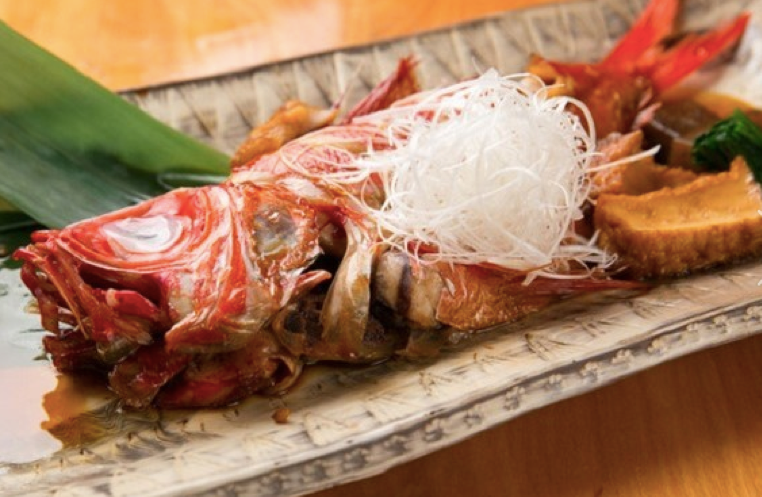 渋谷にある金目鯛専門店『魚きんめ』で味わう「金目鯛の煮付け」 | 逸品グルメ-IPPIN-